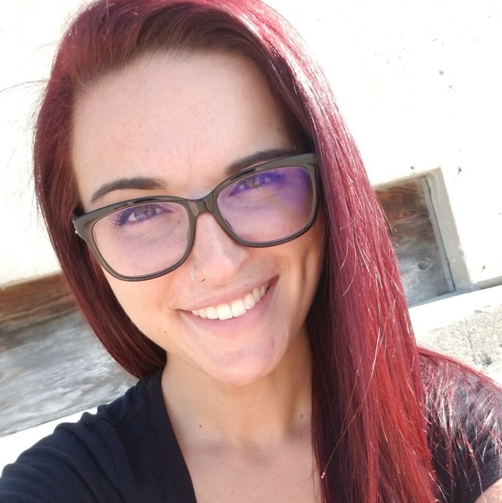 Meet your Posher, Amanda